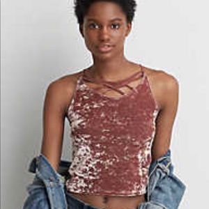 AE velvet crop top 🤍